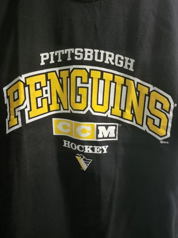 Mens L CCM Pittsburgh Penguins NHL Hockey T Shirt Double Sided Cover