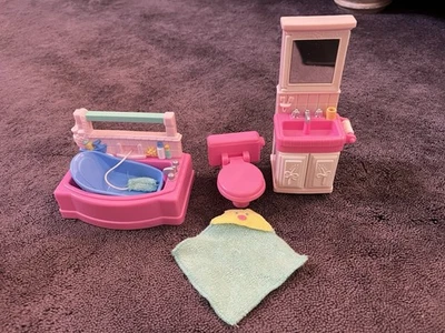 Fisher-Price Loving Family Casa de Bonecas Scrub-A-Dub Banheira Banheiro Rosa, 2001 - Imagem 1 de 4