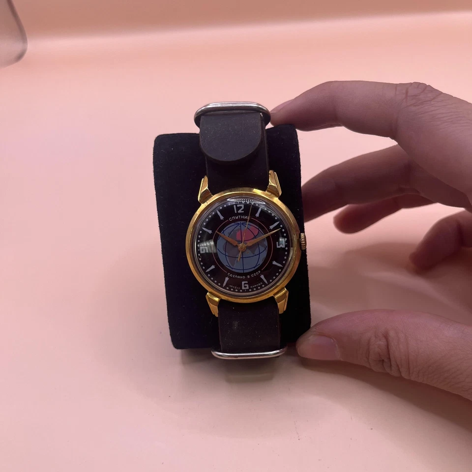 Reloj Sputnik soviético vintage para hombre mecánico cuerda manual esfera negra 1MChZ URSS Foto 1 de 4