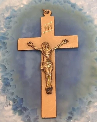 10k Rose Gold Antique "Jesus On The Cross" INRI pendant 2.3g - Image 1 of 3