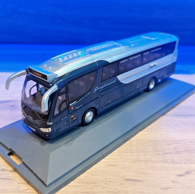 Corgi OM46209B Scania Irizar PB First Greyhound Truronian Ltd Peggy Sue London Foto 1 de 4