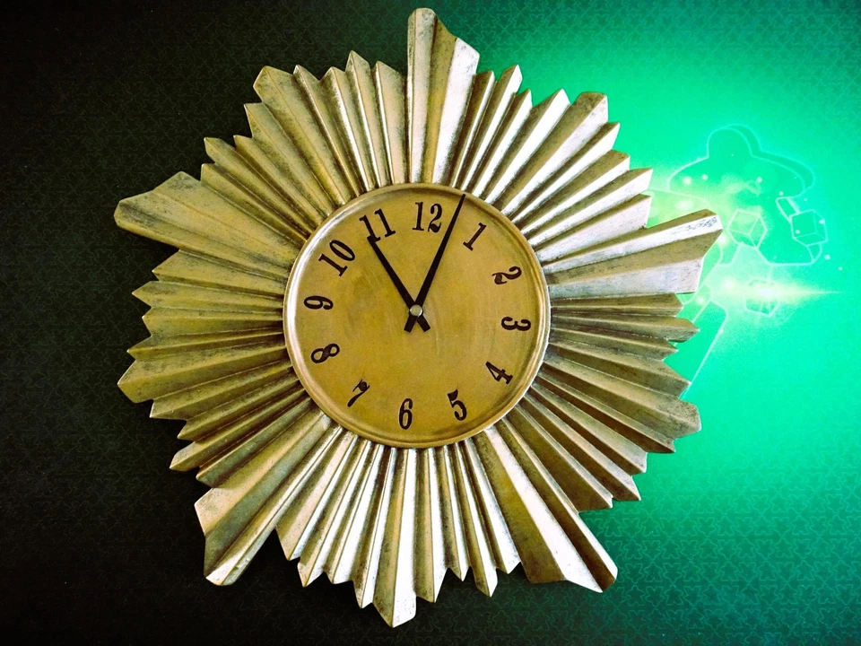 Horloge murale (mouvement quartz à pile) en céramique dorée. 37 CM. En TBE - Photo 1/4