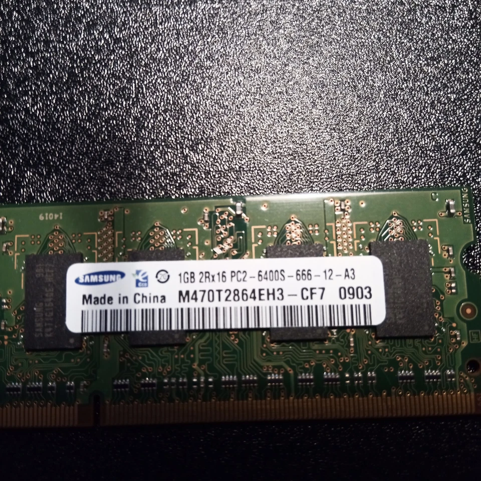 Samsung 1 GB 2Rx16 PC2 - 6400S-666 MHz Memory (M470T2864EH3-CF7) - Image 1 of 2