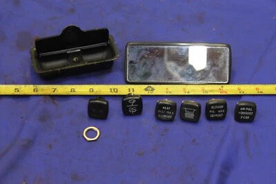 Botões de painel Triumph TR6 bandeja de cinzas espelho - Imagem 1 de 4