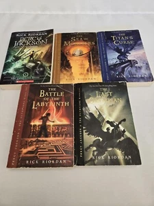 COMPLETE SET! Percy Jackson and the Olympians Rick Riordan Set #1-5 Paperback - Picture 1 of 3