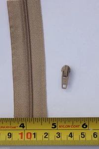 NO.3 CONTINUOUS CHAIN ZIP BY THE METRE YOUR CHOICE VARIOUS COLOURS - Picture 1 of 4