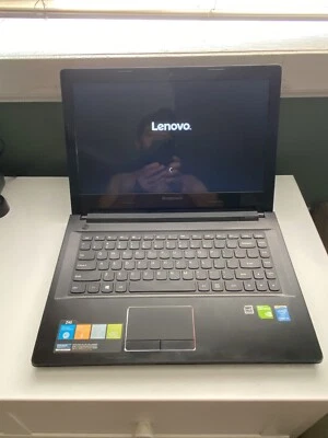 "Laptop Lenovo Z40 pantalla de 14"" Intel Core i5 4ta generación 8 GB Windows 11 Enterprise" Foto 1 de 4