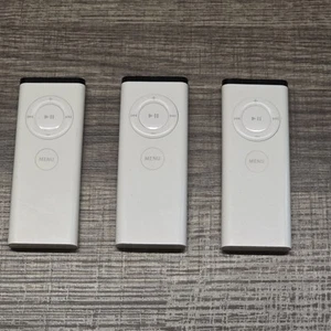 Lot Of 3 Genuine Apple Remote for iPod iMac MacBook Pro A1156 *Needs Batteries* - Picture 1 of 4