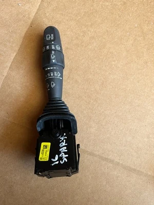 Chevrolet Spark EV 2016 interruptor de lavadora y limpiaparabrisas 95266339 OEM Foto 1 de 4