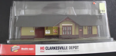Walthers Cornerstone Series Built Ups Clarkesville Depot HO #933-2841 (281) - Image 1 of 2