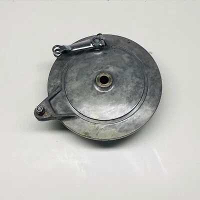 Yamaha Virago 700 1985 buje de freno trasero con resortes y pastillas 4K0-25321-01-00 Foto 1 de 2