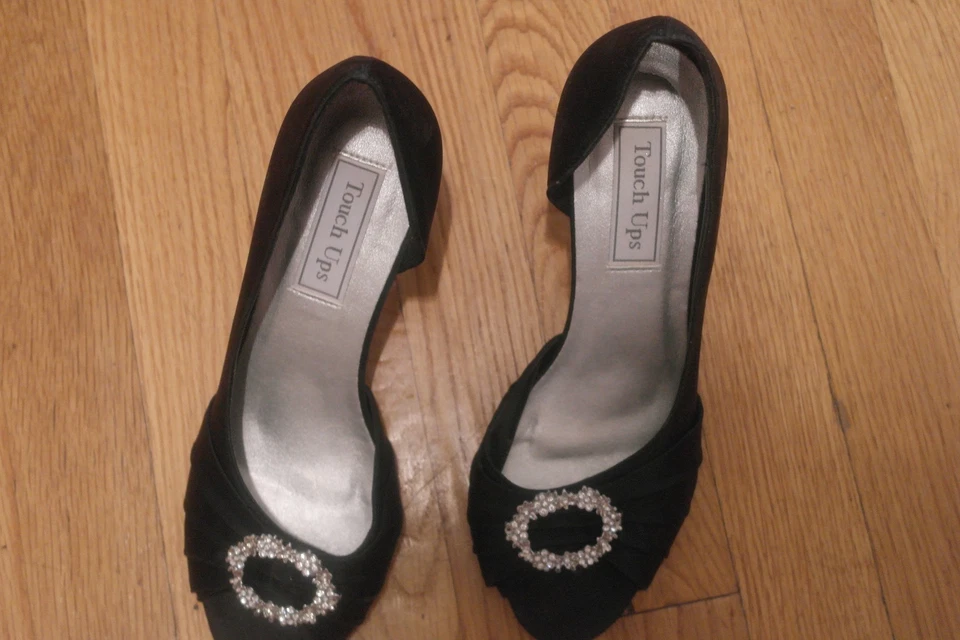 TOUCH UPS High Heels Formal Dress Shoes Women's Size 7 1/2 W  Black Satin - Image 1 of 4