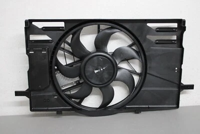 2004 2005 2006 2007 2008 2009 2010 VOLVO S40 50 V50 FRONT COOLING FAN Foto 1 de 4