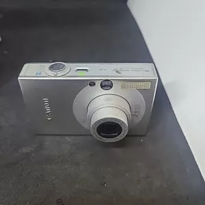 Canon PowerShot SD1000 Digital Elph 7.1MP Digital Camera - NO CHARGER #3 - Picture 1 of 4