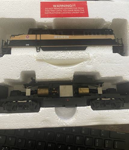 Picture 1 of 4