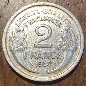 PIECE DE 2 FRANCS 1939 MORLON (1175) COULEUR ARGENT - Picture 1 of 2