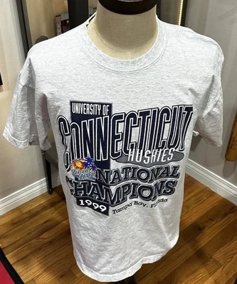 Vintage Uconn Huskies 1999 NCAA National Champions T-Shirt Men's L - Image 1 of 4