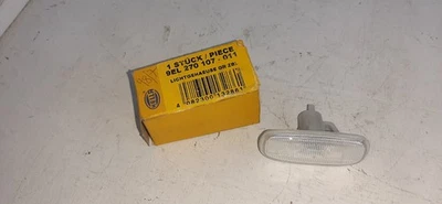 HELLA 9EL270107-011  FANALINO FRECCIA ANTERIORE PER AUDI A2 A3 A4 A6 - Immagine 1 di 2