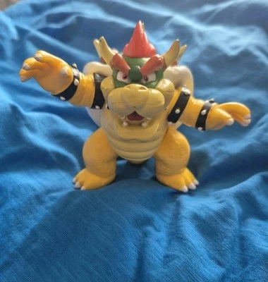 Bowser King Koopa 4" Figura Juguete Nintendo Super Mario Bros 2007 Picos Amarillos Foto 1 de 4