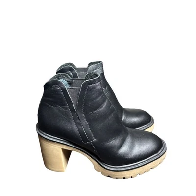 DV Dolce Vita Jerad Boots Lug Sole Faux Leather Booties Women's Size 7.5 Black - Image 1 of 4
