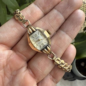 Vintage Medana Cocktail Watch 17j 10K Rolled Gold Plated Ladies Dainty Women’s - Picture 1 of 7