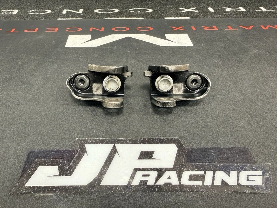 2023 年本田 CRF250R 原始设备制造商脚钉支架左右 50610-男士-B10,50611-男士-B10 — 第 1/4 张图片