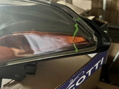 Фара со стороны водителя 2011 Infiniti M37 S - Изображение 1 из 4