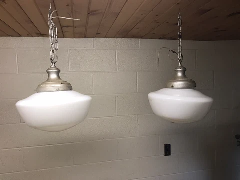 PAIR ANTIQUE VTG SCHOOLHOUSE SWAG PENDANT LIGHT FIXTURE CHANDELIER 13 1/2” TALL Cover