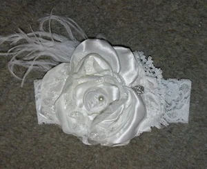 Persnickety Blossoms White Headband 7054 - Size Small - NIB - Picture 1 of 1