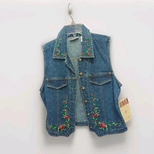 Bill Blass Denim Vest Women's Size M Embroidered Roses Plus Rhinestones NWT - Picture 1 of 13