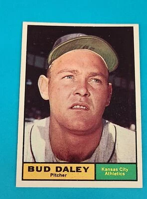 1961 Topps #422 Bud Daley Kansas City Athletics BASEBALL Card G4 - Image 1 of 2