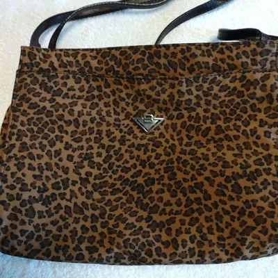 Bolsa de mão Bottega Veneta bolsa de ombro estampa de leopardo couro náilon bom estado - Imagem 1 de 4