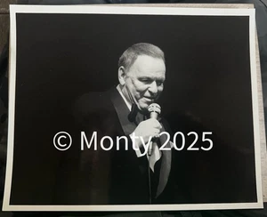 ORIGINAL 8x10 KODAK FOTO FRANK SINATRA 9. MÄRZ 1979 @ VALLEY FORGE PA KONZERT ! - Bild 1 von 3