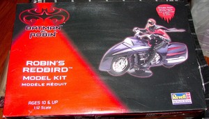Revell 6725 From 1997 1/12th Scale Robin'S Redbird Motorcycle With Figure