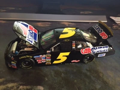 Kyle Busch #5 CarQuest 2006 Monte Carlo Acción 1:24 Foto 1 de 3