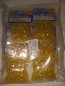 900 PONY BEADS TRANSPARENT YELLOW  ~COLOR JEWELRY MAKING~SUPPLIES~KID~CRAFTS C1 - Picture 1 of 3