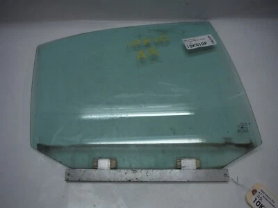 Saturn SL2 2000 pasajero puerta trasera derecha ventana vidrio montaje OEM 2000-2002 Foto 1 de 4