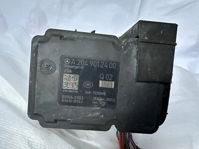 Mercedes C Class ABS Pump A2049012400 2.1 Diesel W204 2007 - 2015 - Image 1 of 3