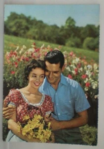 Vintage Couple In Love Postcard - Picture 1 of 2