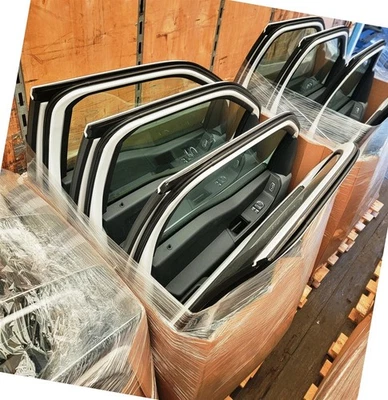 23-25 CANTIDAD SUPER DUTY 4 puertas delanteras RL3Z1020125A lado del conductor BLANCO LH NOS OEM Foto 1 de 2