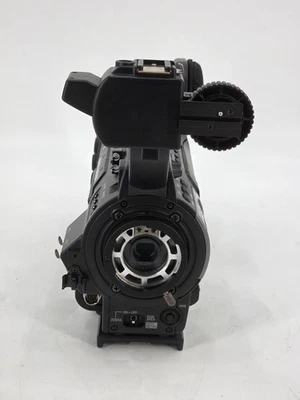 JVC GY-HM790CHU PRO HD CAMCORDE FOR /PARTS or REPAIR - Image 1 of 4