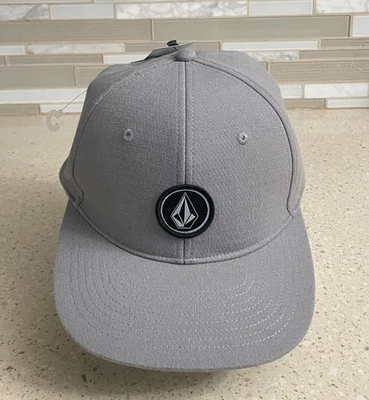 Volcom Flexfit Unisex Hat Cap Charcoal Gray Size S/M - Patch Logo NWT 2019 - Image 1 of 4