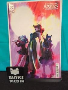 Gotham City Sirens Unfit For Orbit #1 - Noobovich Variant Cover - DC Comics 2025 - Bild 1 von 5