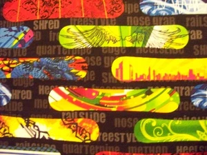 SNOWBOARDS WORDS SNOW BOARDS SNOWBOARDING COTTON FABRIC FQ - Picture 1 of 4
