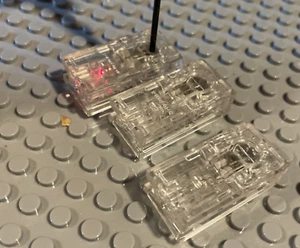 3X LEGO Light Brick Electric 2x4 Trans-Clear w. Red LED - # 54604c01 - Exo Force - Picture 1 of 3