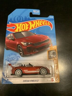 Kia Stinger GT 2019 Hot Wheels error Mazda MX-5 Foto 1 de 3