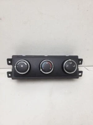Used A/C Selector Switch fits: 2011 Volkswagen Routan rear control manual contro — 第 1/4 张图片