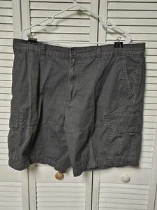 Magellan Outdoors Size 40 Men's Outdoor Cargo Shorts Grey - Picture 1 of 4