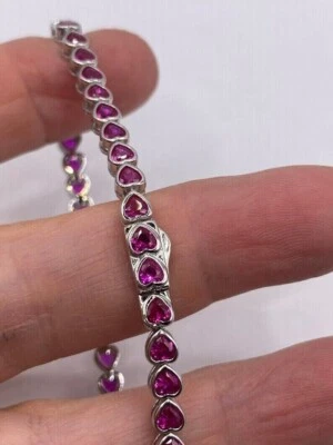 Impresionante brazalete para mujer con rubí rosa simulado corte corazón enchapado en oro blanco de 14 k Foto 1 de 4