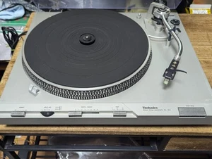 Technics SL-D3 Direct Drive Full Automatic Record, working item with new needle. - Picture 1 of 8
